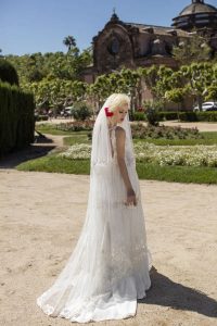 Brautkleid mit Schleier von Happy Bride Ludwigsburg